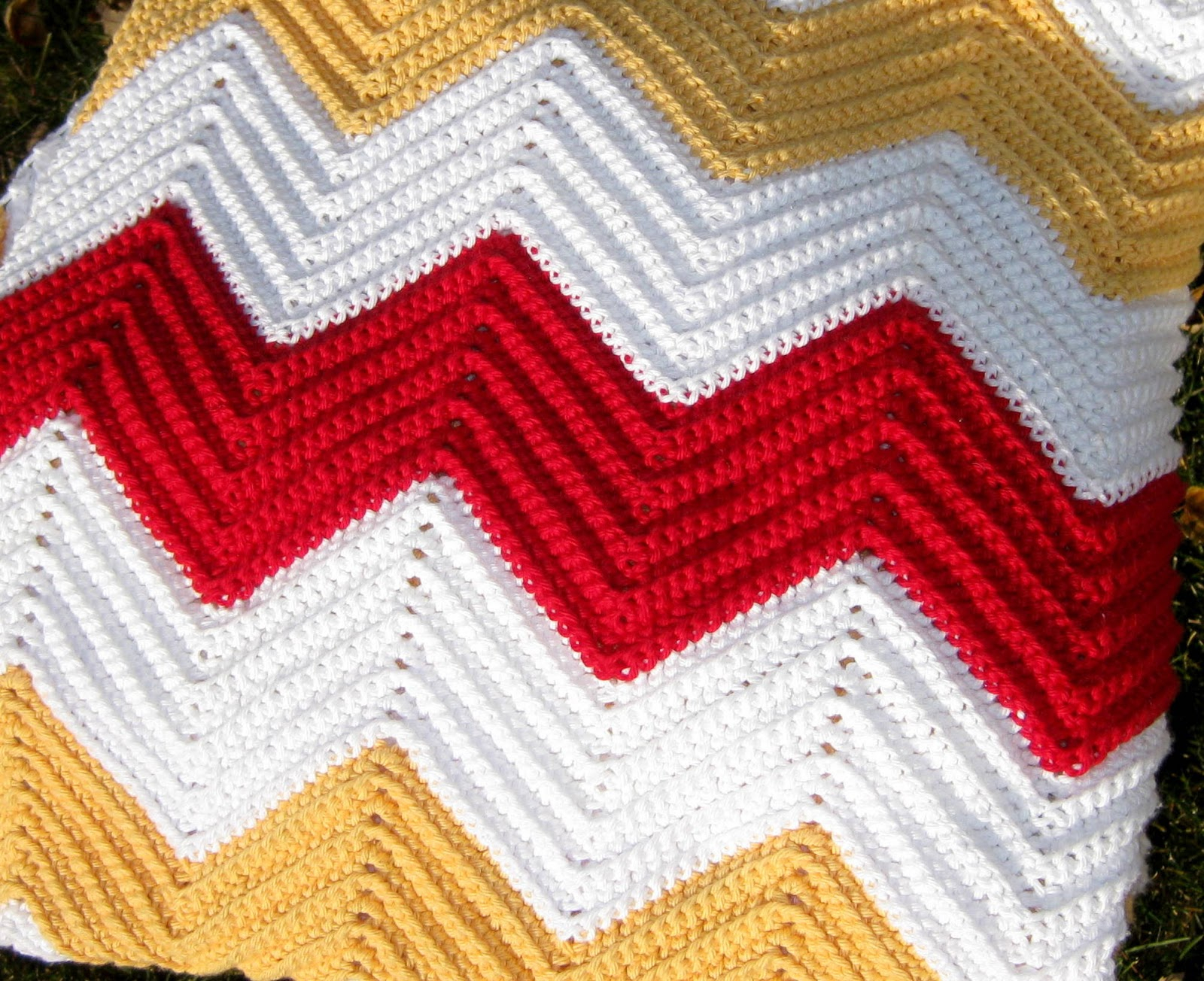 Free Crochet Ripple Afghan Pattern All Things Bright And Beautiful Chevron Blanket 