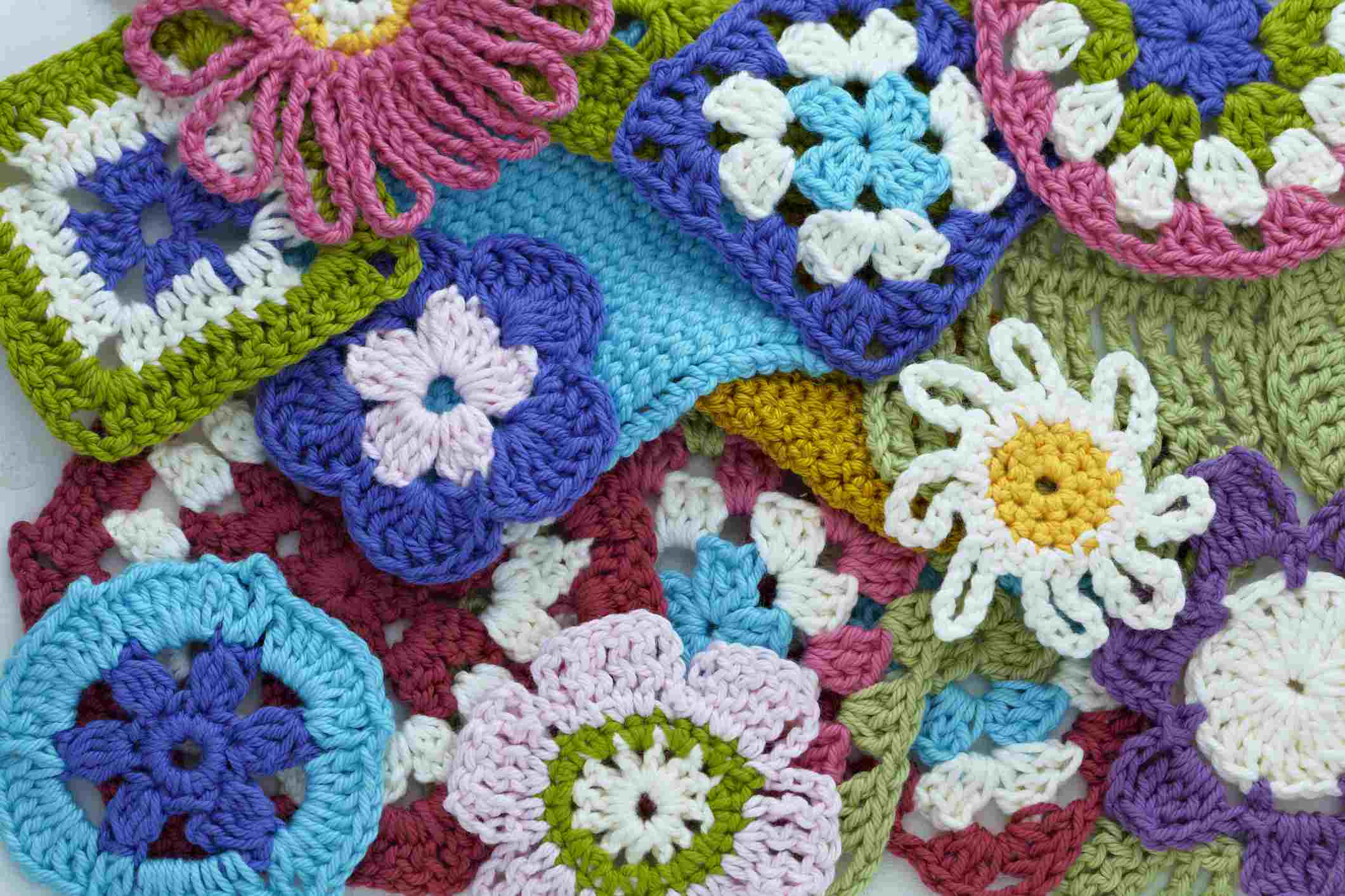 12 Granny Square Crochet Pattern 35 Free Crochet Afghan Square Patterns