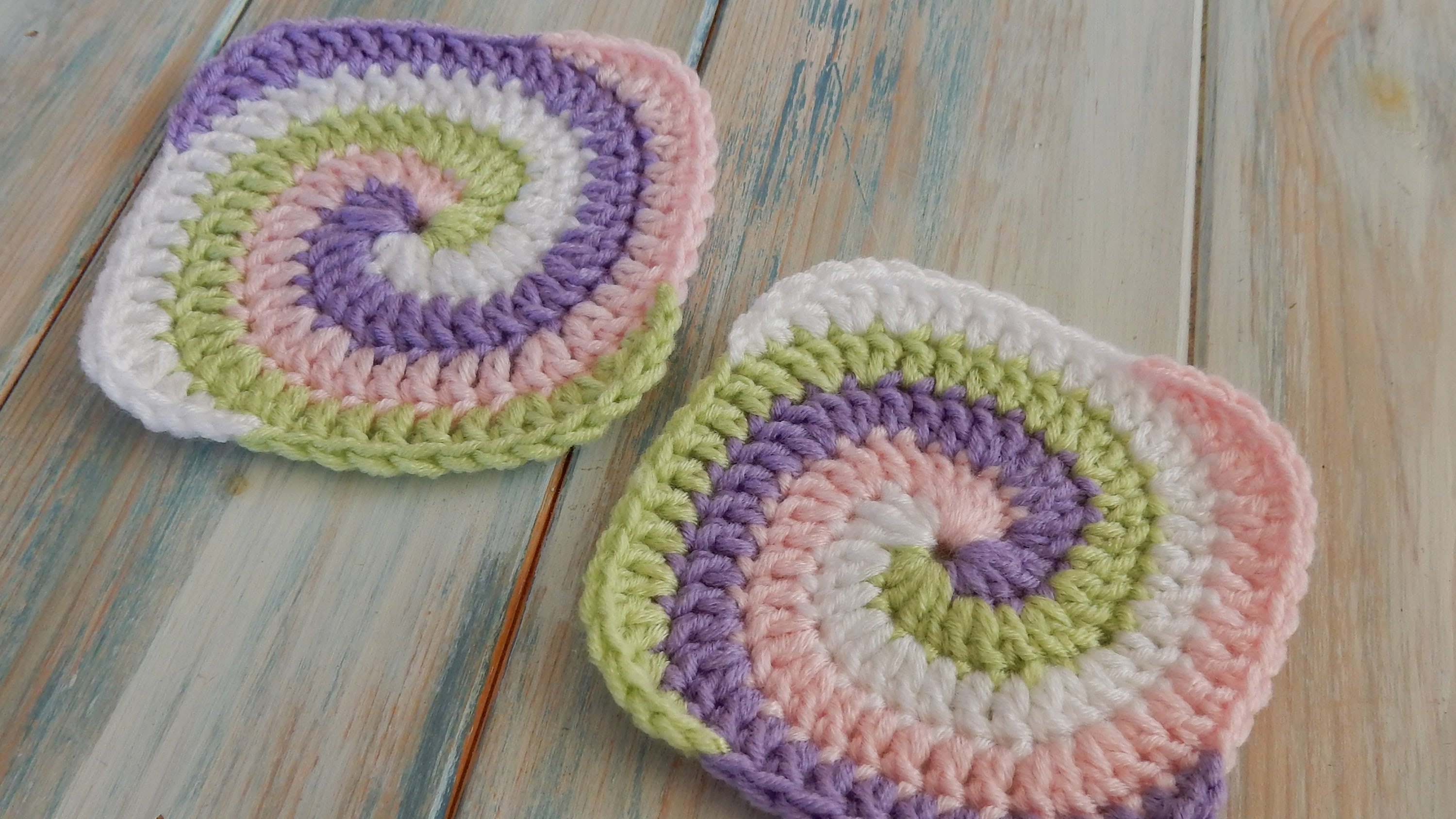 12 Granny Square Crochet Pattern Video Tutorial This Cute Spiral Granny Square Is Surprisingly Easy