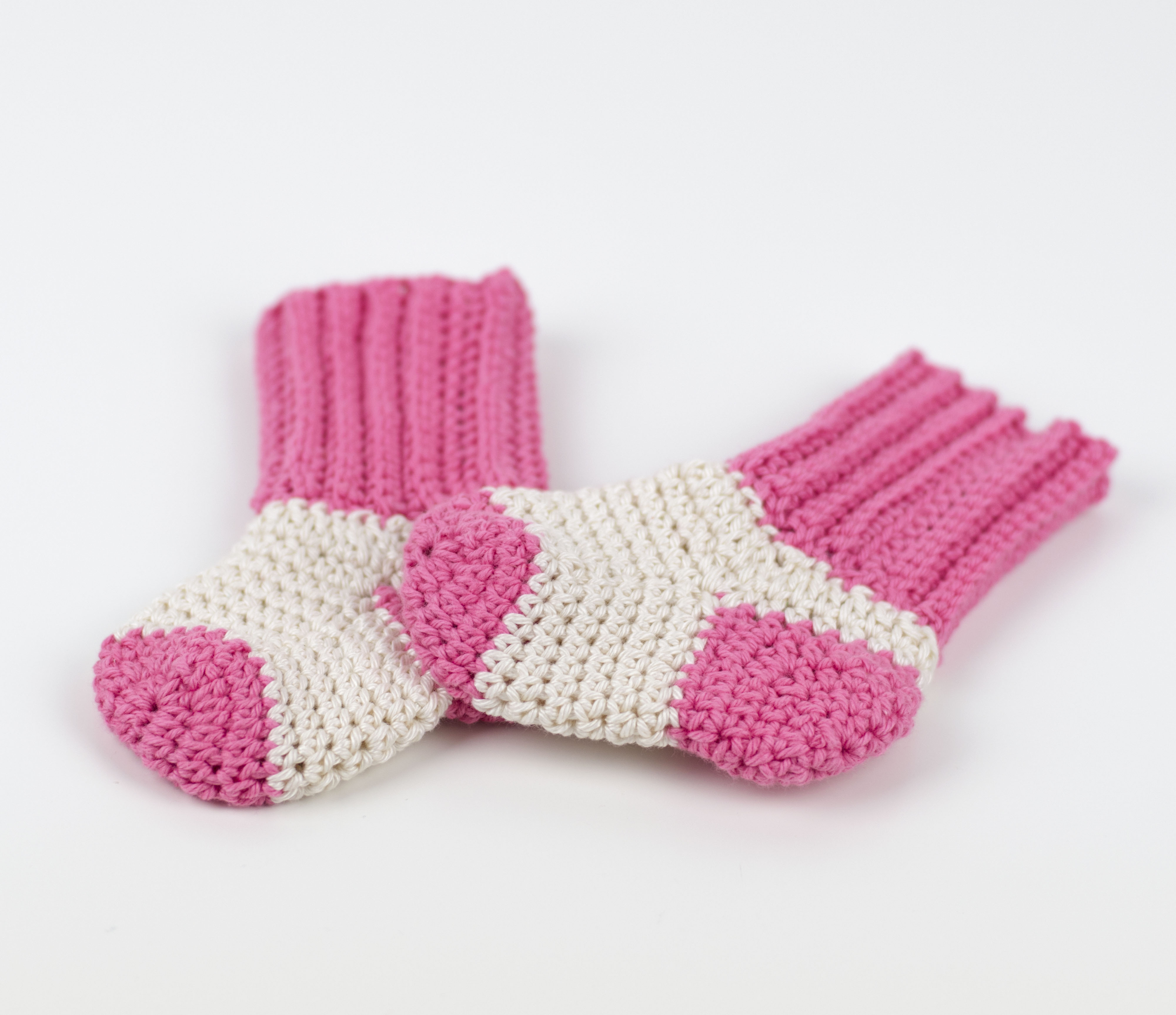 Baby Bootie Crochet Pattern Free Pattern Tiny Socks For Tiny Feet Cro Patterns