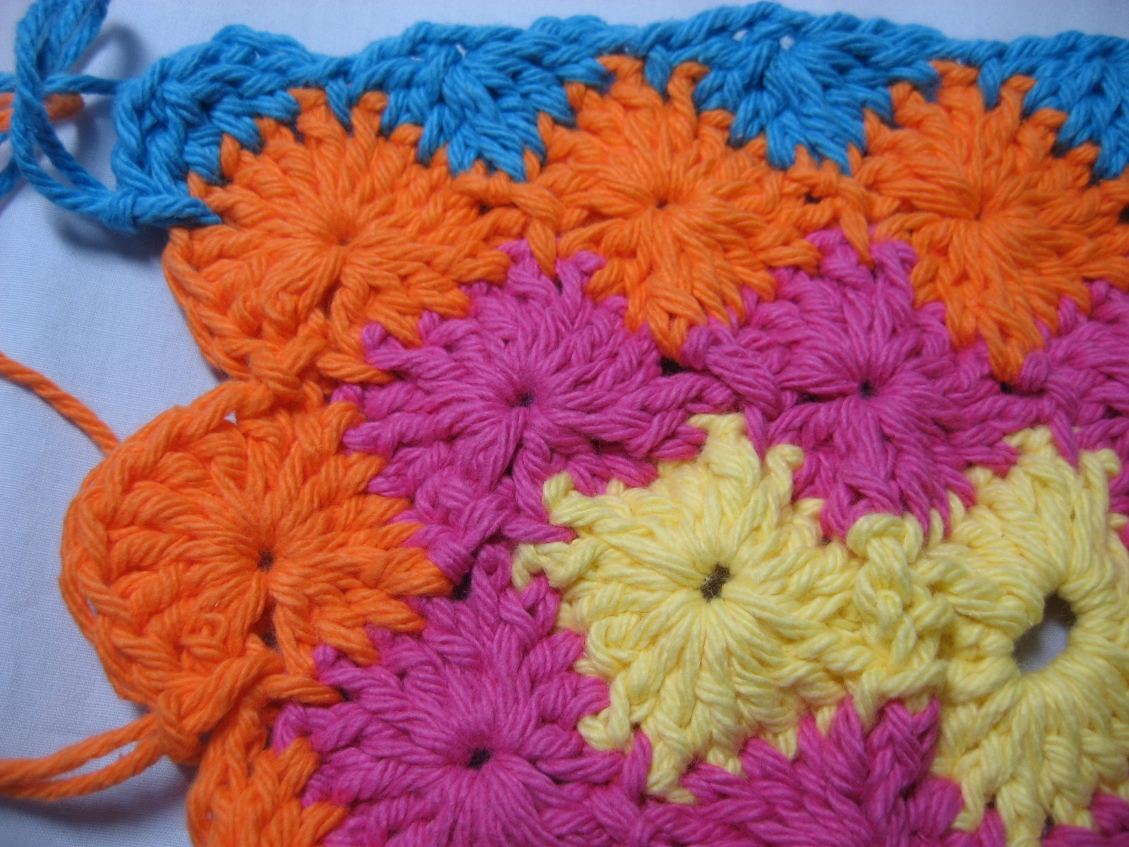 Catherine Wheel Crochet Blanket Pattern Hooked On Needles Crocheted Catherine Wheel Video Tutorial