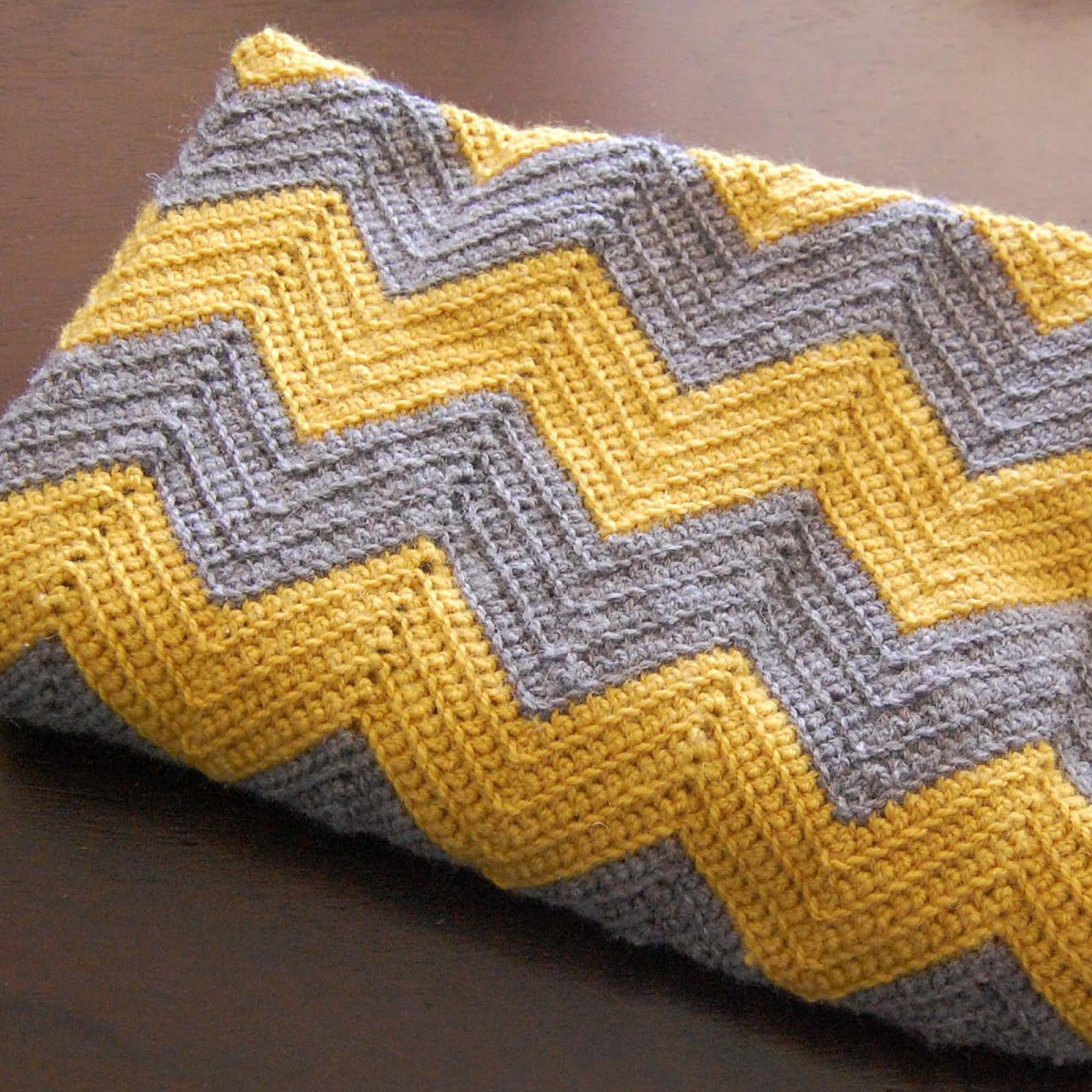 Chevron Crochet Baby Blanket Pattern Diy Crochet Chevron Ba Blanket Yellow Dandy