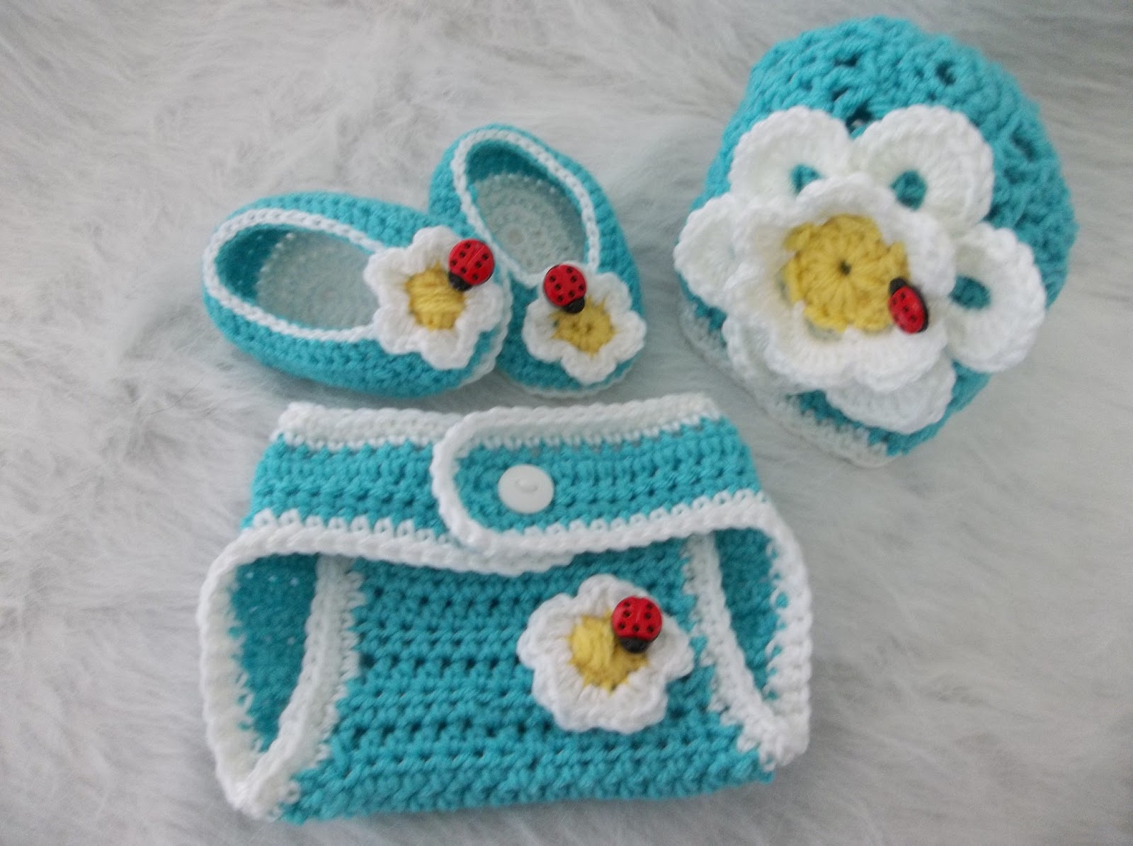 Crochet Baby Hat And Diaper Cover Pattern Creating Beautiful Things In Life Dont Eat The Daisies Newborn