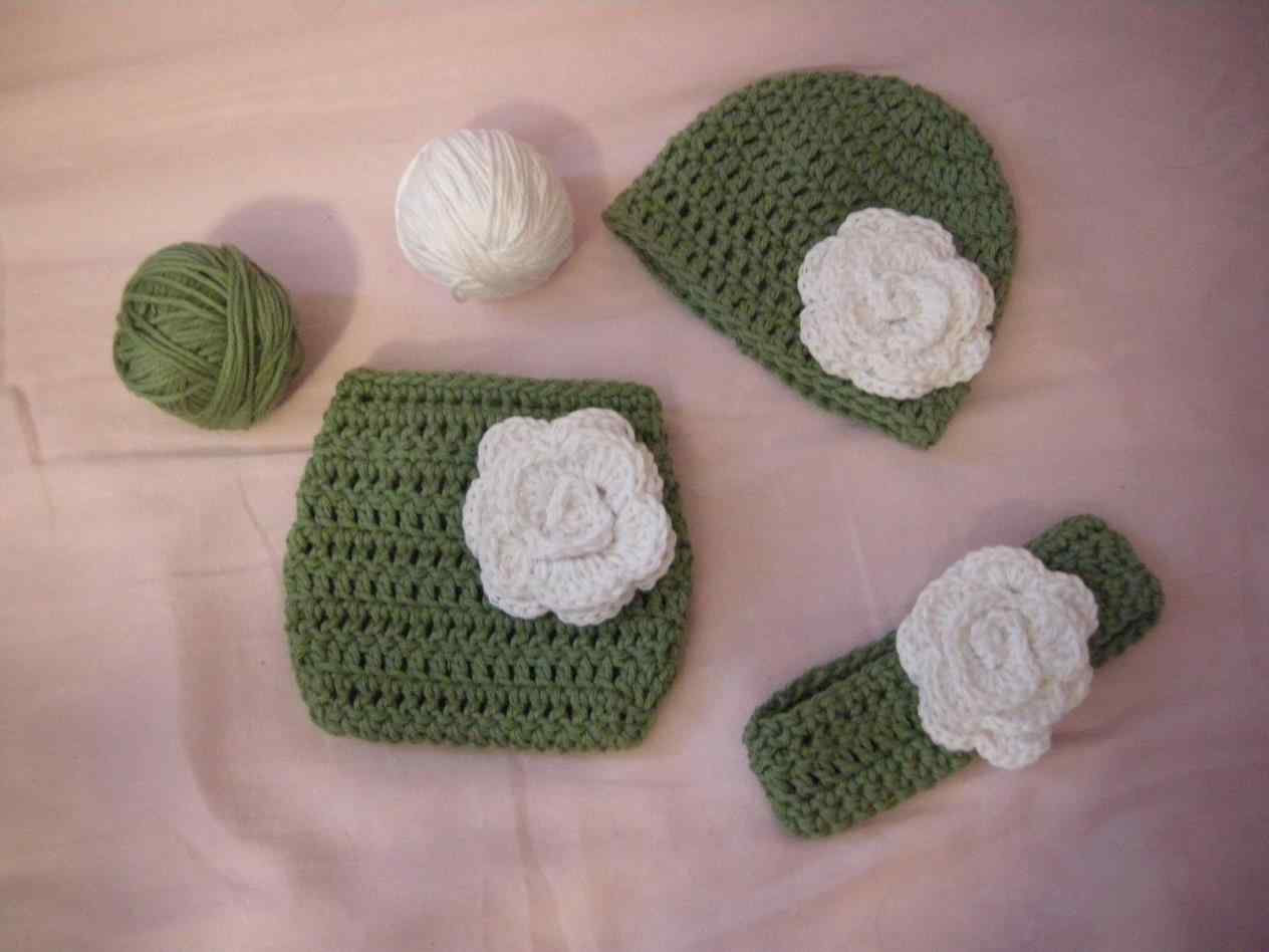 Crochet Baby Hat And Diaper Cover Pattern Crochet Patterns For Ba Hats And Diaper Covers Chaki