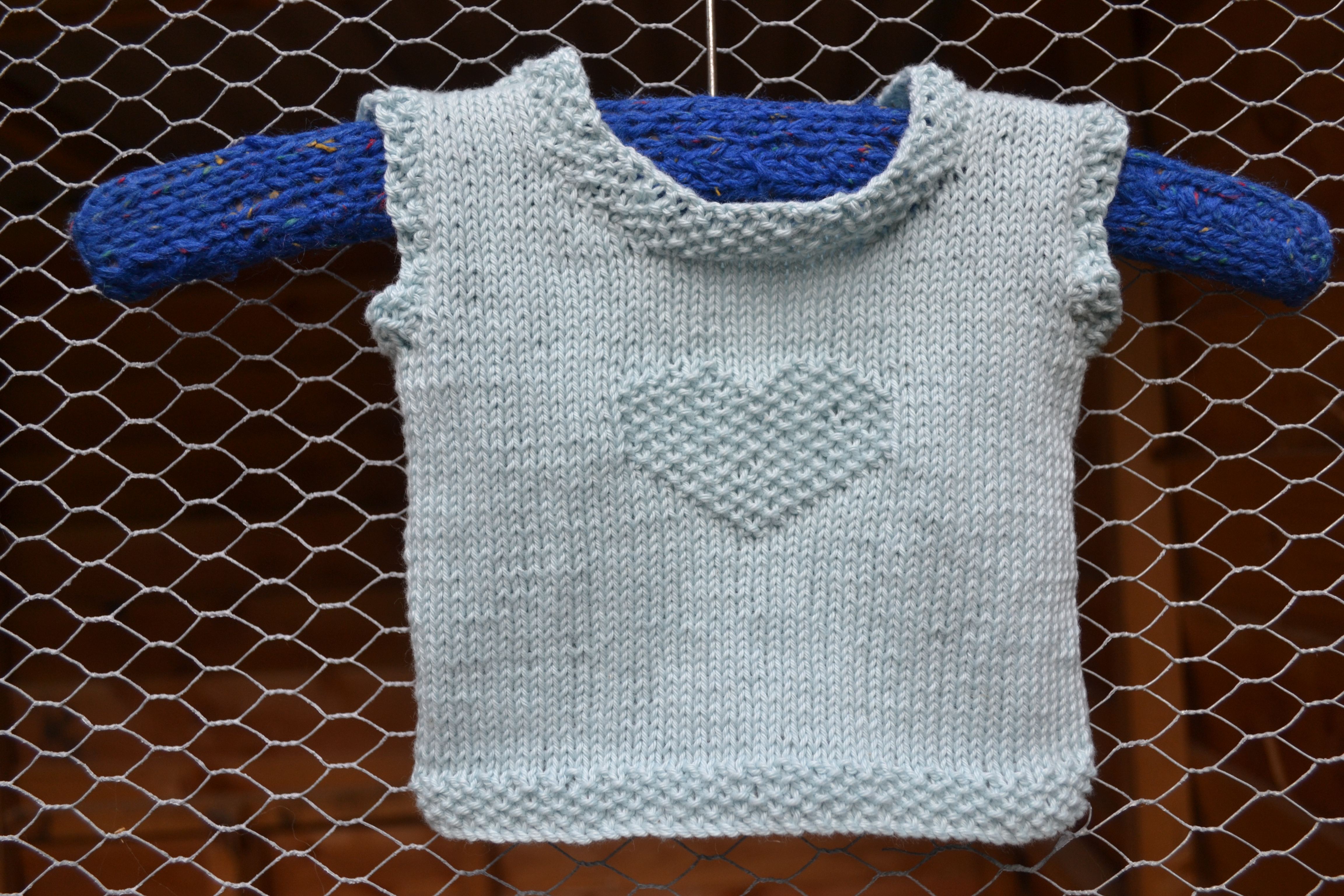 Crochet Baby Singlet Pattern Ba Singlet Or Vest Knanaknits