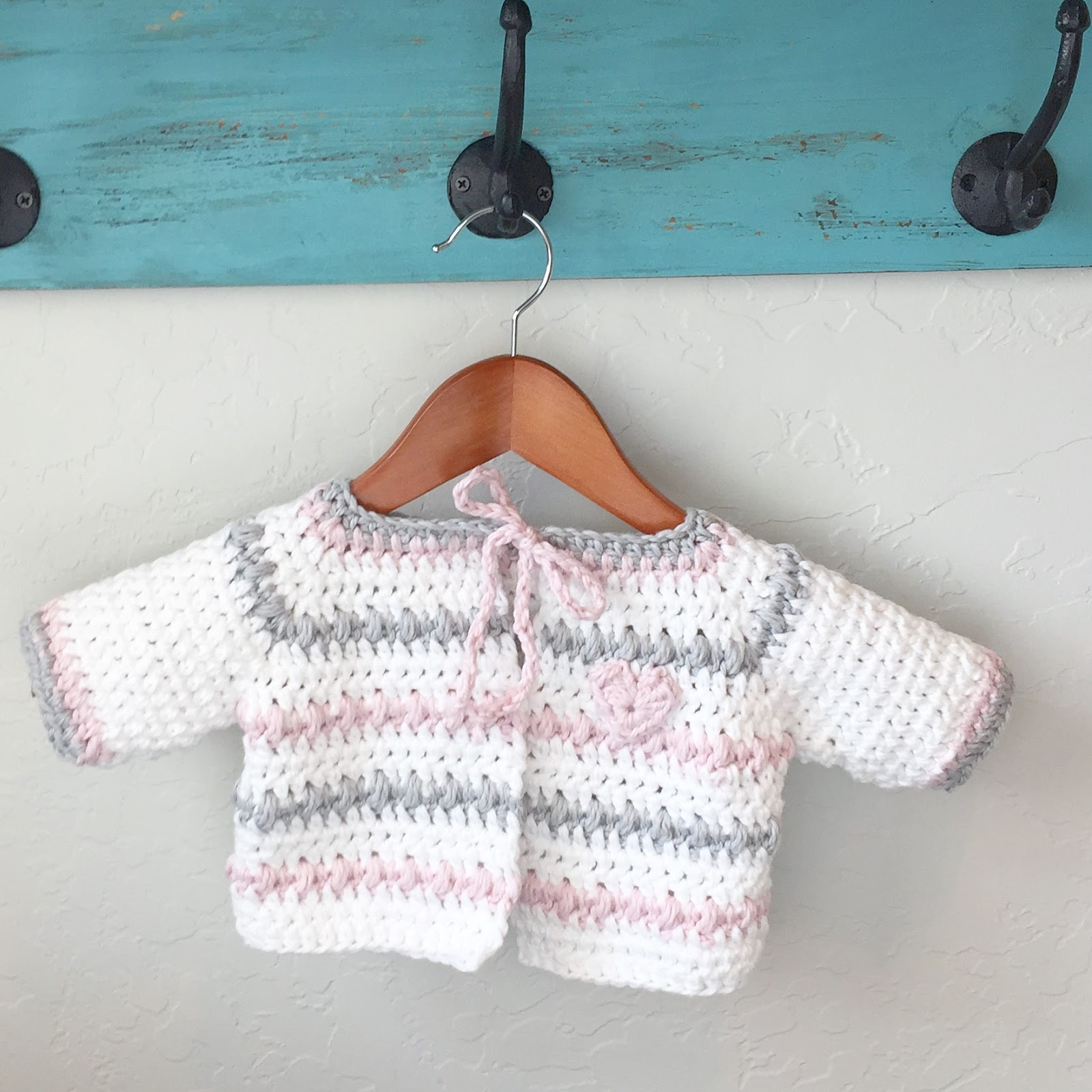 Crochet Baby Sweater Patterns Crochet Ba Sweater In White Pink And Gray Daisy Farm Crafts