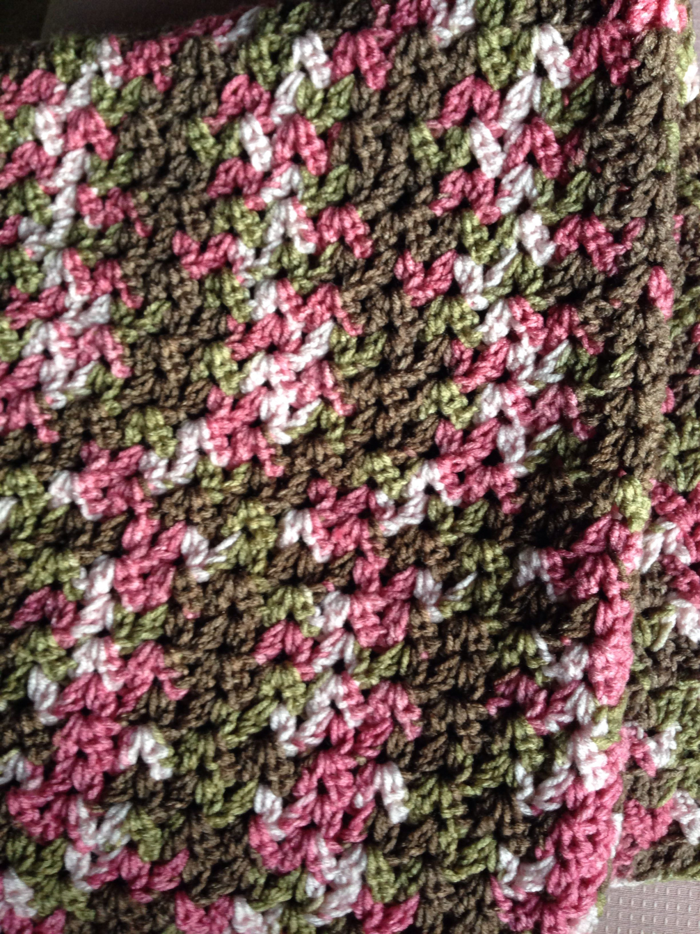 Crochet Camo Baby Blanket Pattern Ba Blanket Crochet In V Cluster Pattern The Color Yarn Is