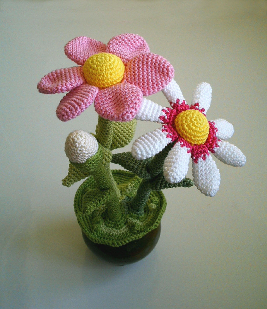 Crochet Flowers Pattern 12 Amazing Free Crochet 3d Flower Patterns To Love And Make