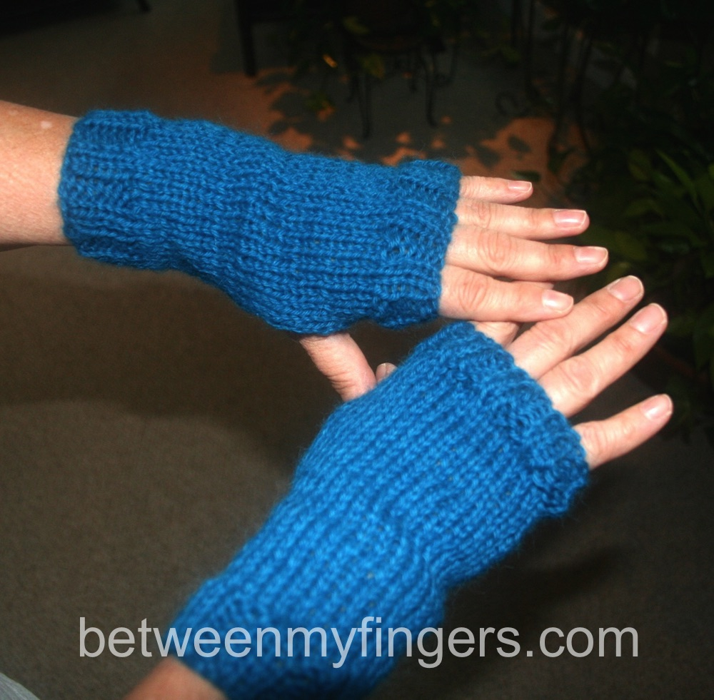 Crochet Gloves Pattern With Fingers Worlds Easiest Fingerless Gloves Free Knitting Pattern Between