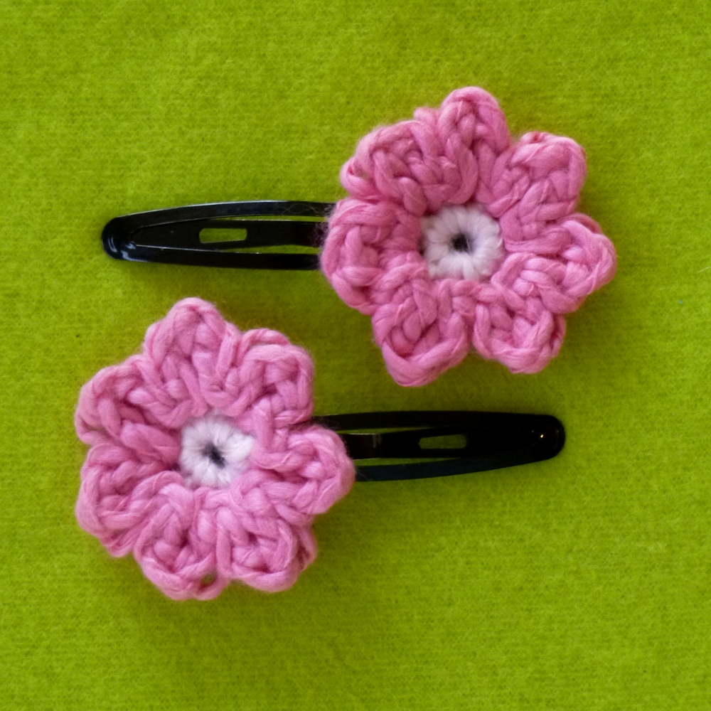 Crochet Hair Clip Patterns Free Free Crochet Patterns Free Crochet Pattern Spring Blossoms Hair Clips