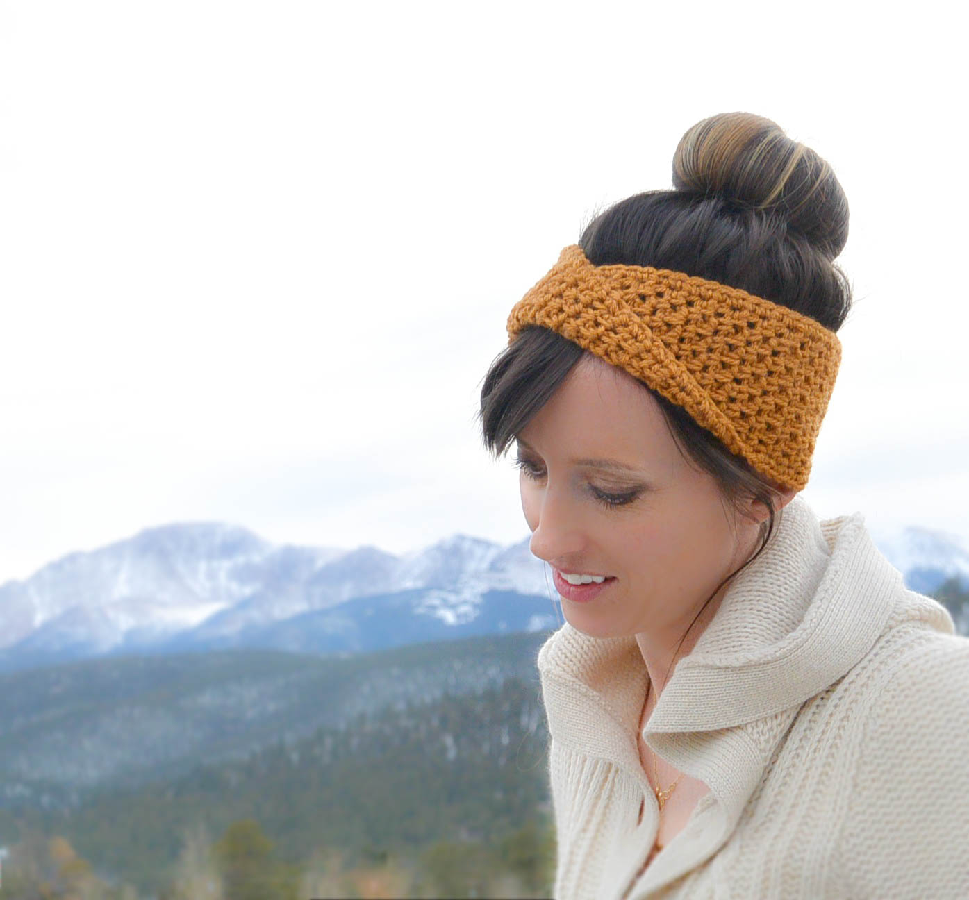 Crochet Headband With Flower Pattern Golden Fave Twist Headband Free Crochet Pattern Mama In A Stitch