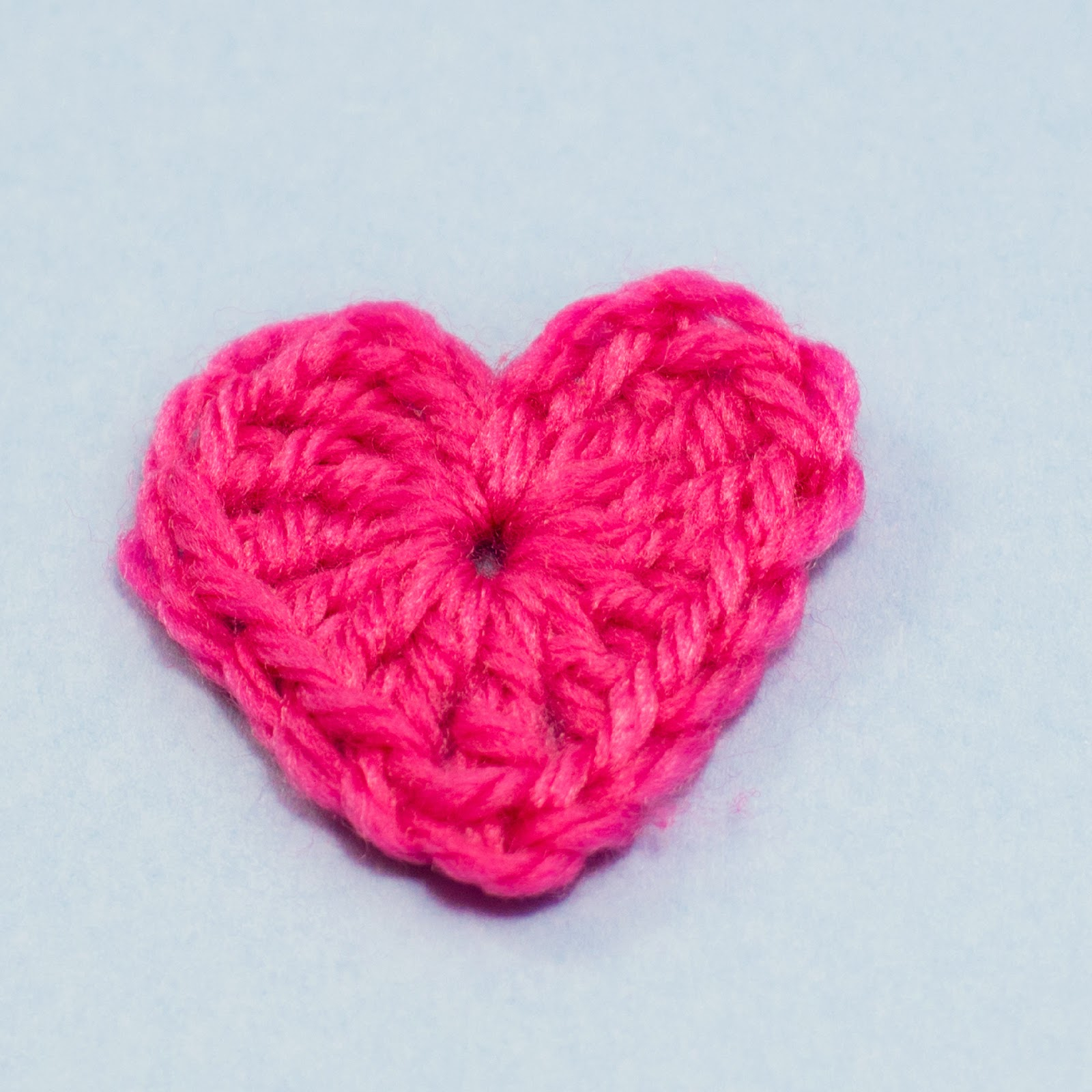Crochet Heart Patterns Basic Small Heart Interweave