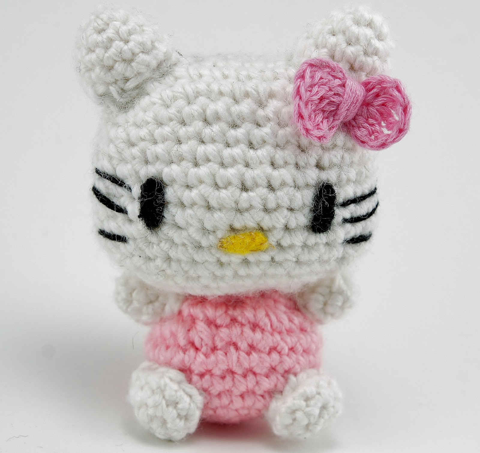 Crochet Hello Kitty Bow Pattern Hello Kitty Amigurumi For A Friend Handmade Kawaii