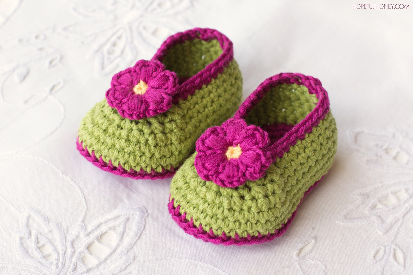 Crochet Patterns For Babies Perfect Gift For Small Feet Ba Booties Crochet Pattern Crochet