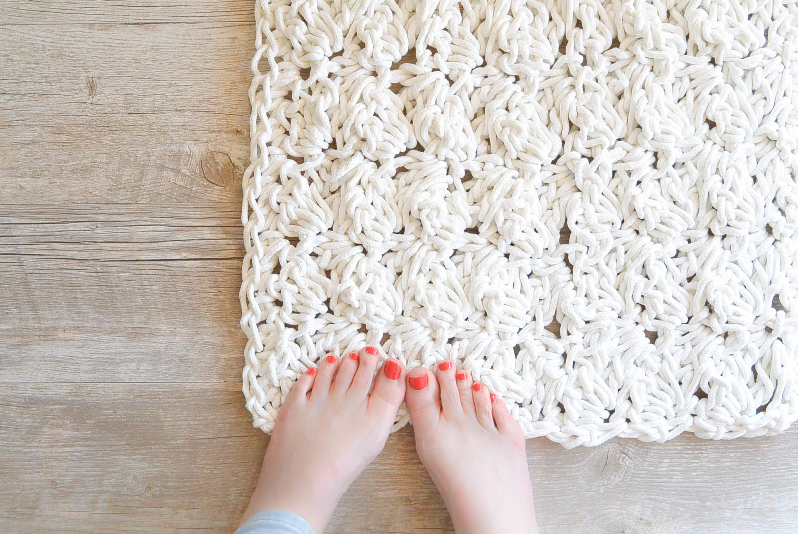 Crochet Rug Pattern How To Crochet A Bath Rug With Rope Mama In A Stitch