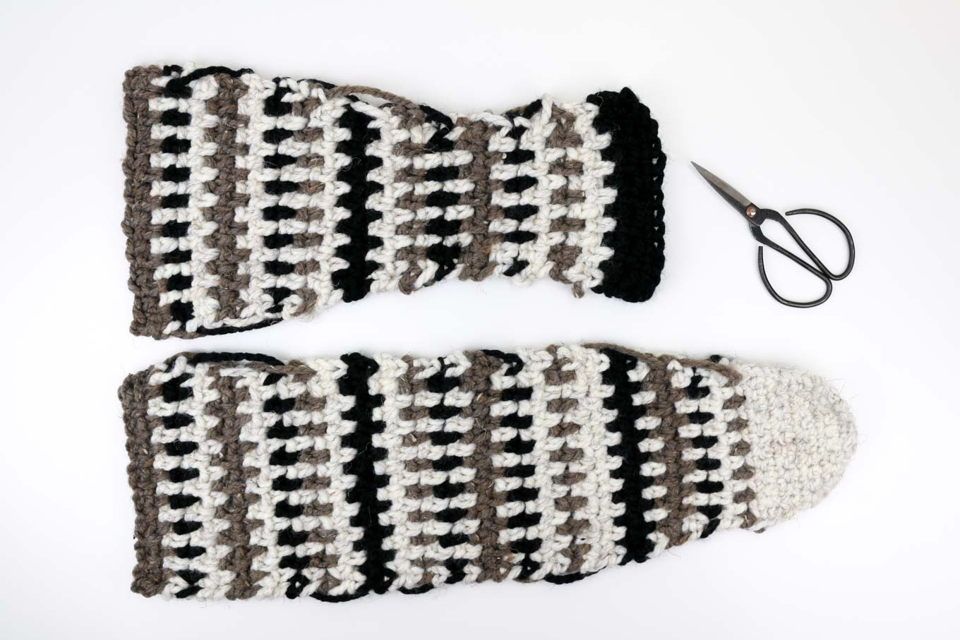 Crochet Slipper Boots Free Pattern Mukluk Crochet Slipper Boots With Flip Flop Soles Free Pattern