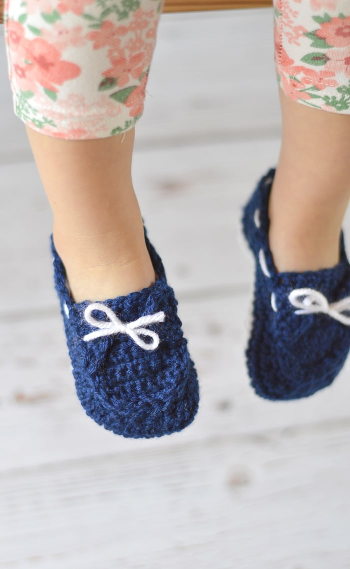 Crochet Slipper Patterns For Toddlers Toddler Boat Slippers Crochet Pattern Whistle And Ivy