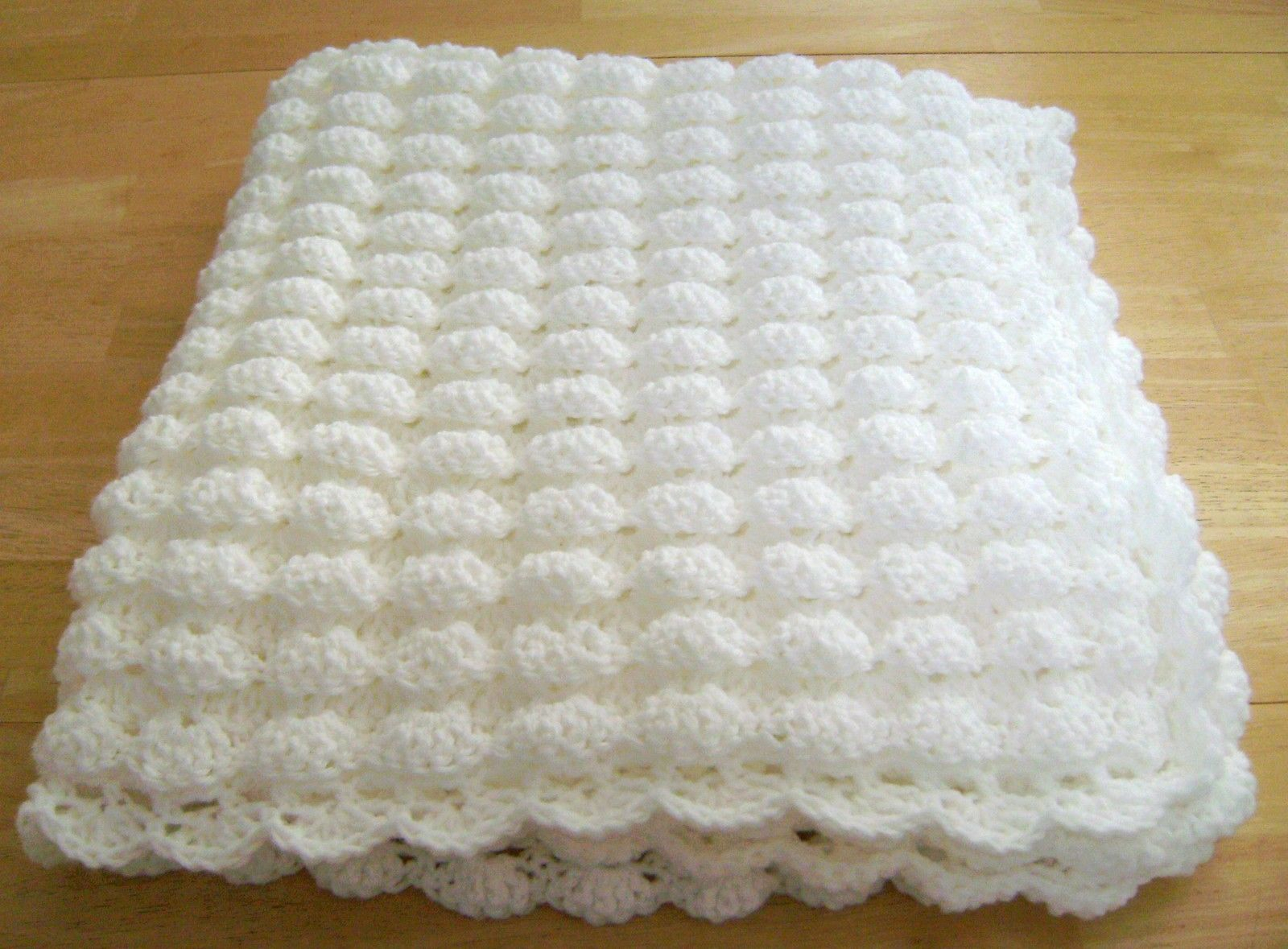 Crochet Throw Patterns Uk Crochet White Ba Blanket Shell Pattern Handmade Girl Boy Great