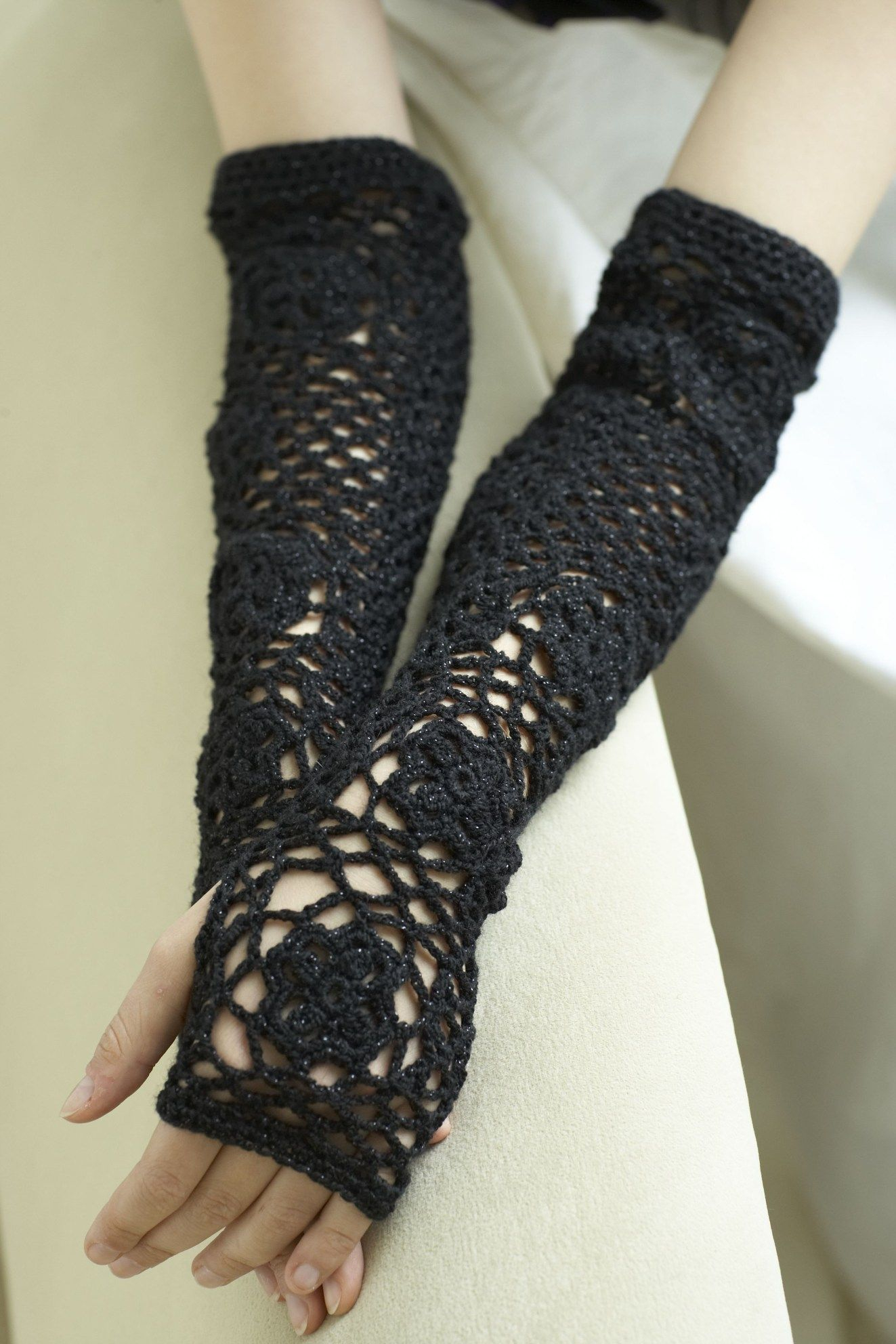 Crochet Wrist Warmers Free Pattern Crochet Fingerless Gloves Free Patterns Crafting Pinterest