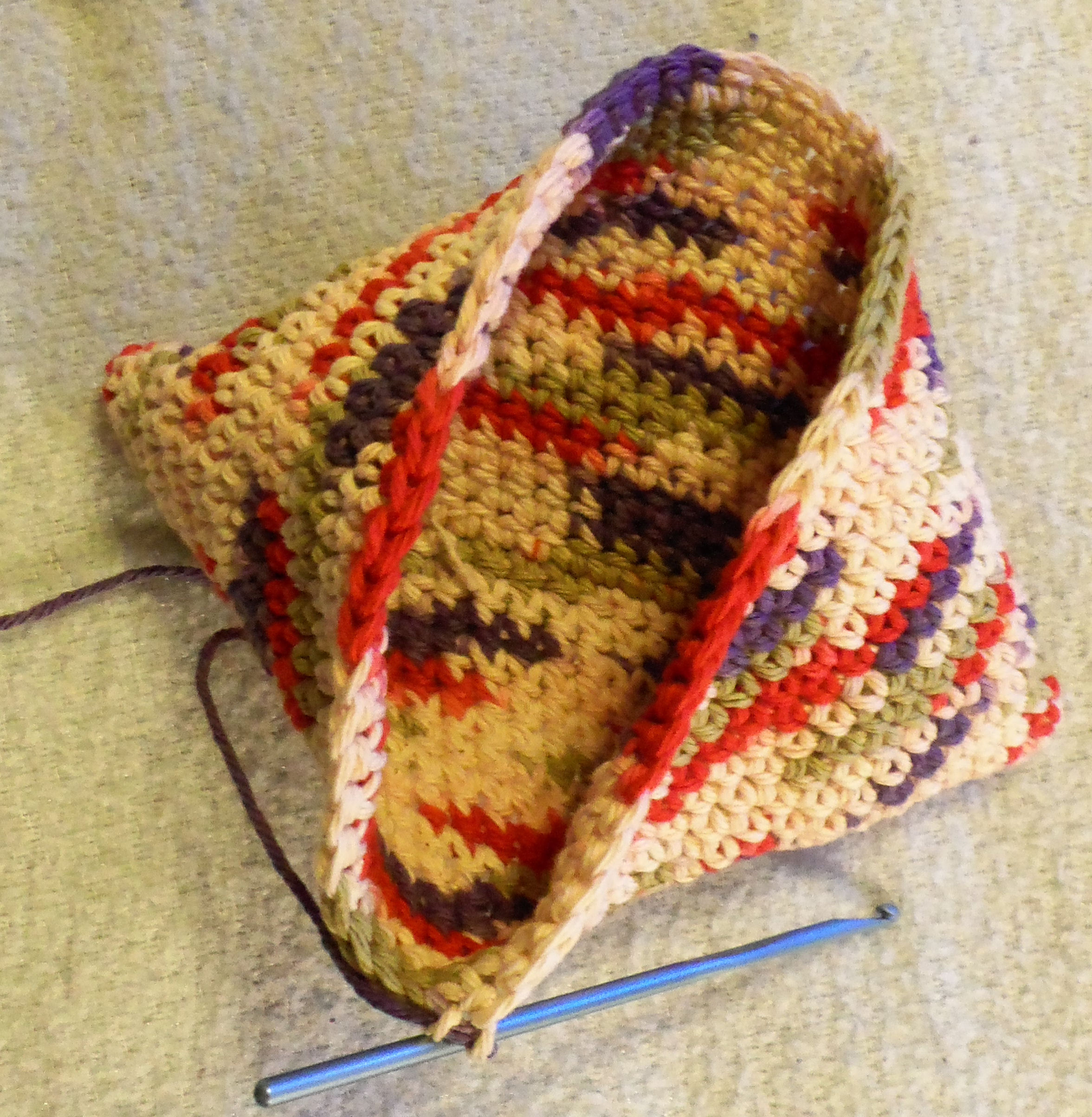 Double Thick Diagonal Crochet Potholder Pattern Bevs Turn On Itself Potholder