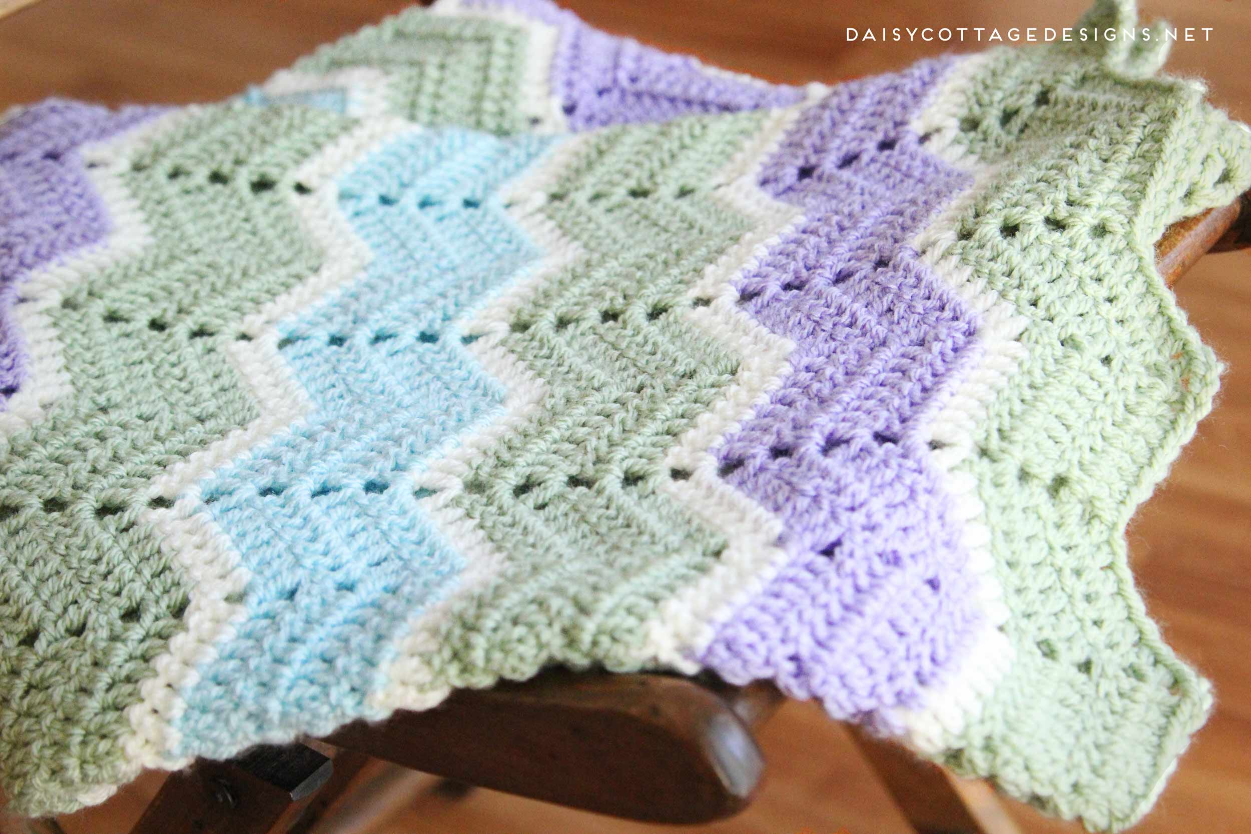 Easy Baby Crochet Blanket Pattern Easy Chevron Blanket Crochet Pattern Daisy Cottage Designs