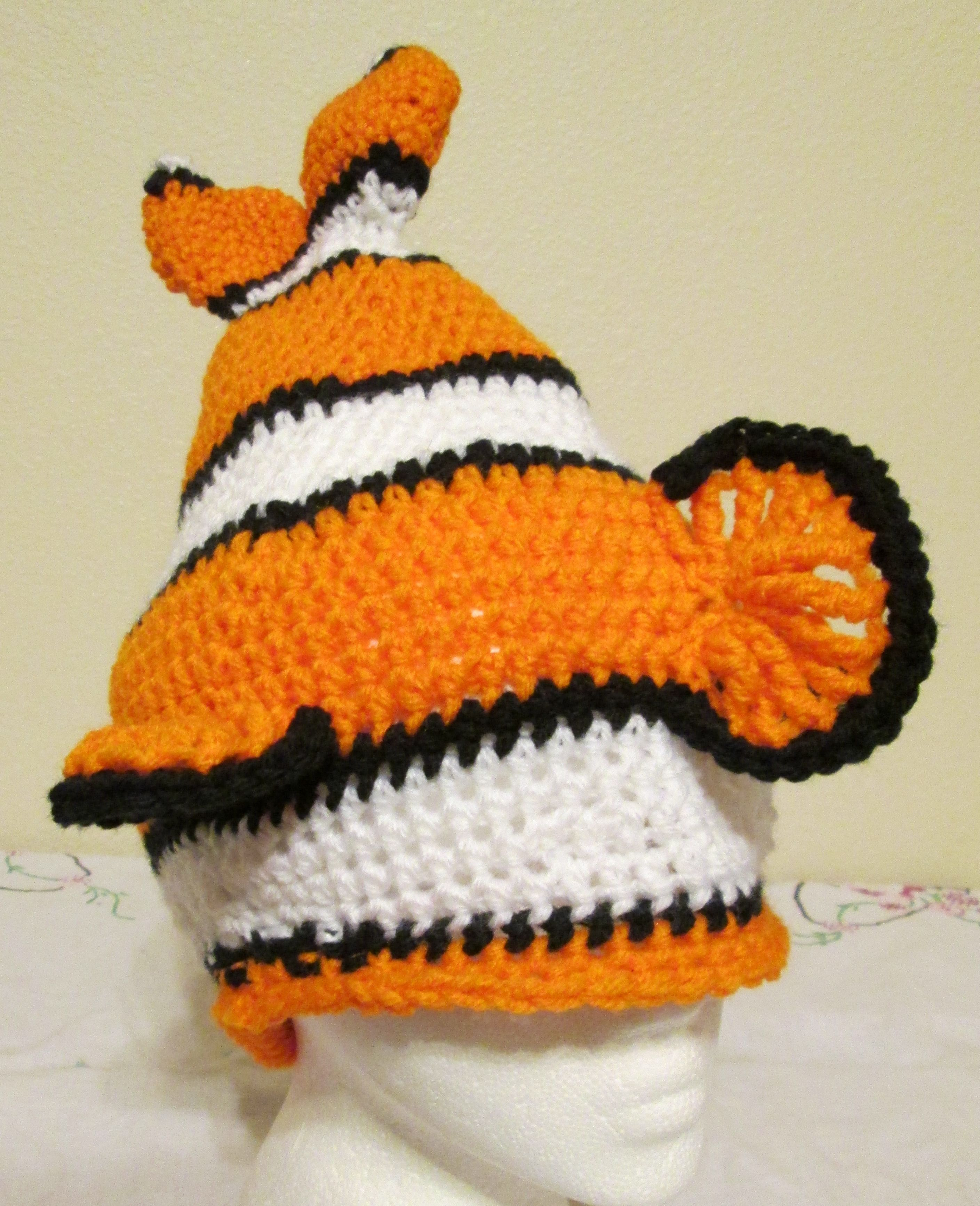 Fish Hat Crochet Pattern Crochet Clown Fish Hat Crochet Pinterest Crochet Crochet Hats