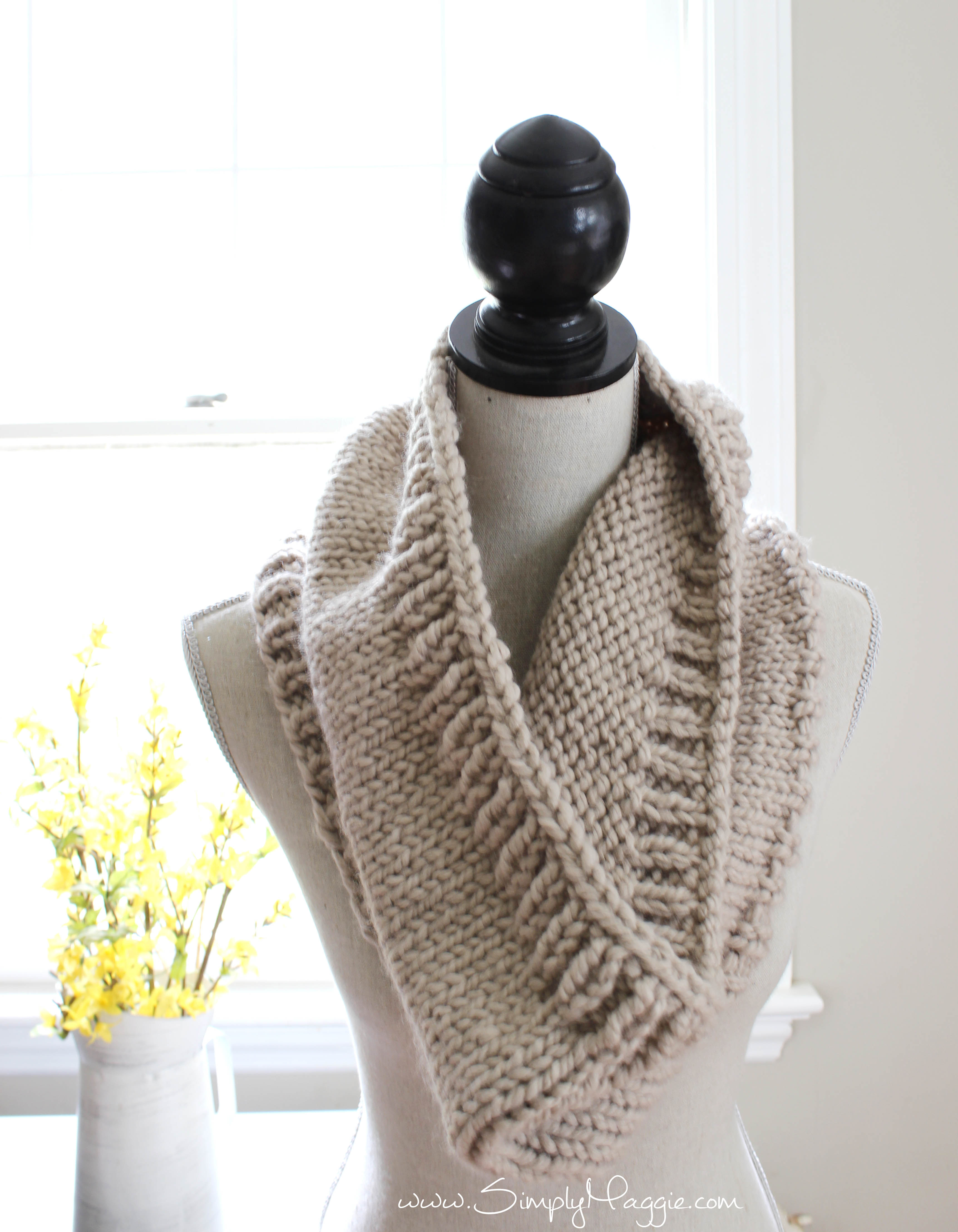 Free Chunky Cowl Crochet Pattern Chunky Tri Style Knit Cowl Pattern Free Simplymaggie