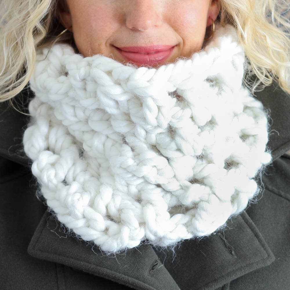 Free Chunky Cowl Crochet Pattern One Hour Chunky Cowl Free Crochet Pattern Make Do Crew
