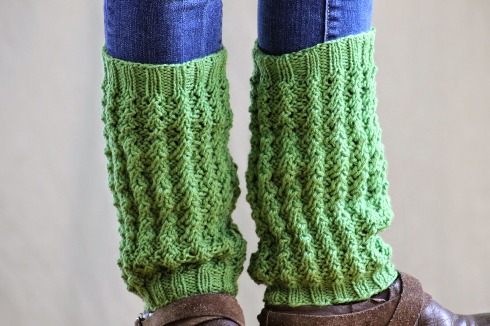 Free Crochet Leg Warmer Patterns Two Dozen More Legwarmers To Knit Free Patterns Grandmothers