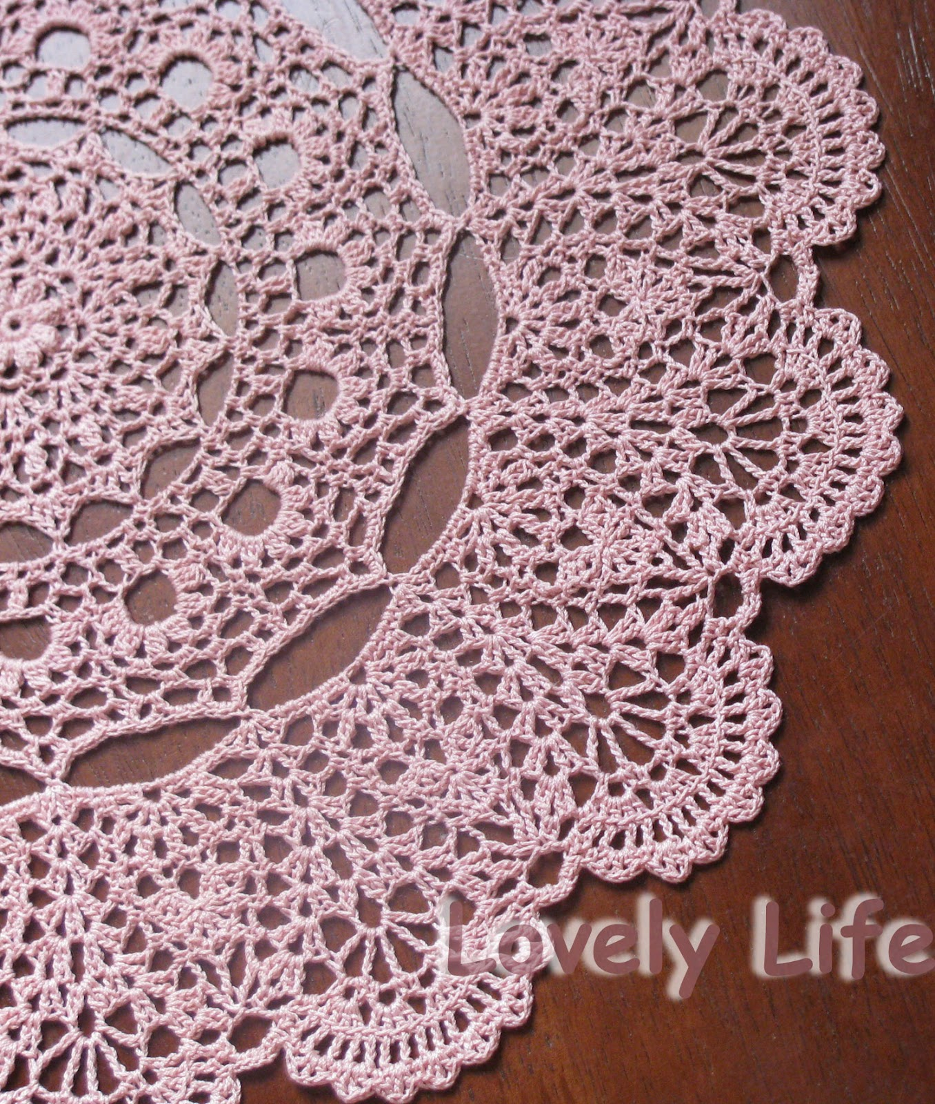 Free Crochet Oval Tablecloth Patterns Lovely Life Mantilla Doily