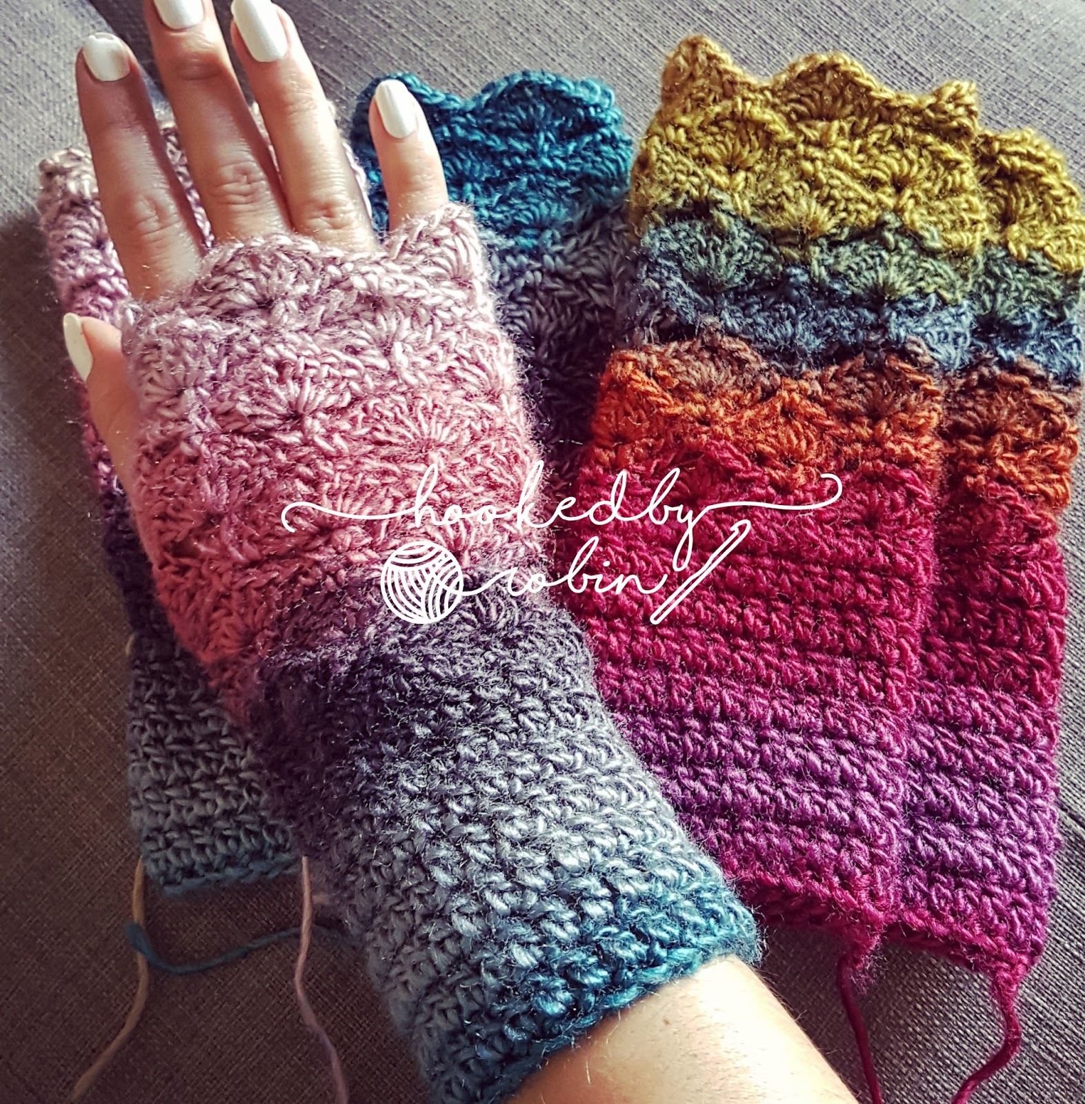 Free Crochet Pattern Hand Warmers Fantail Shell Stitch Fingerless Gloves Free Crochet Pattern