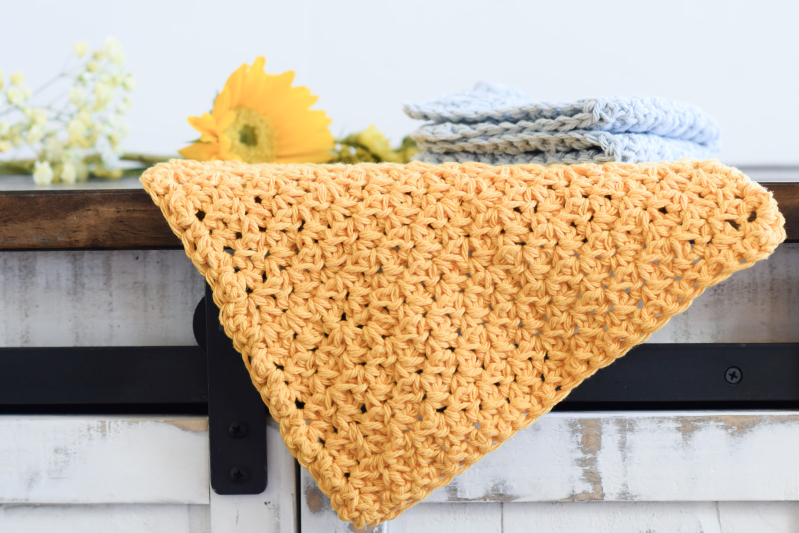 Free Crochet Patterns For Dishcloths Farm House Washcloth Crochet Pattern Mama In A Stitch