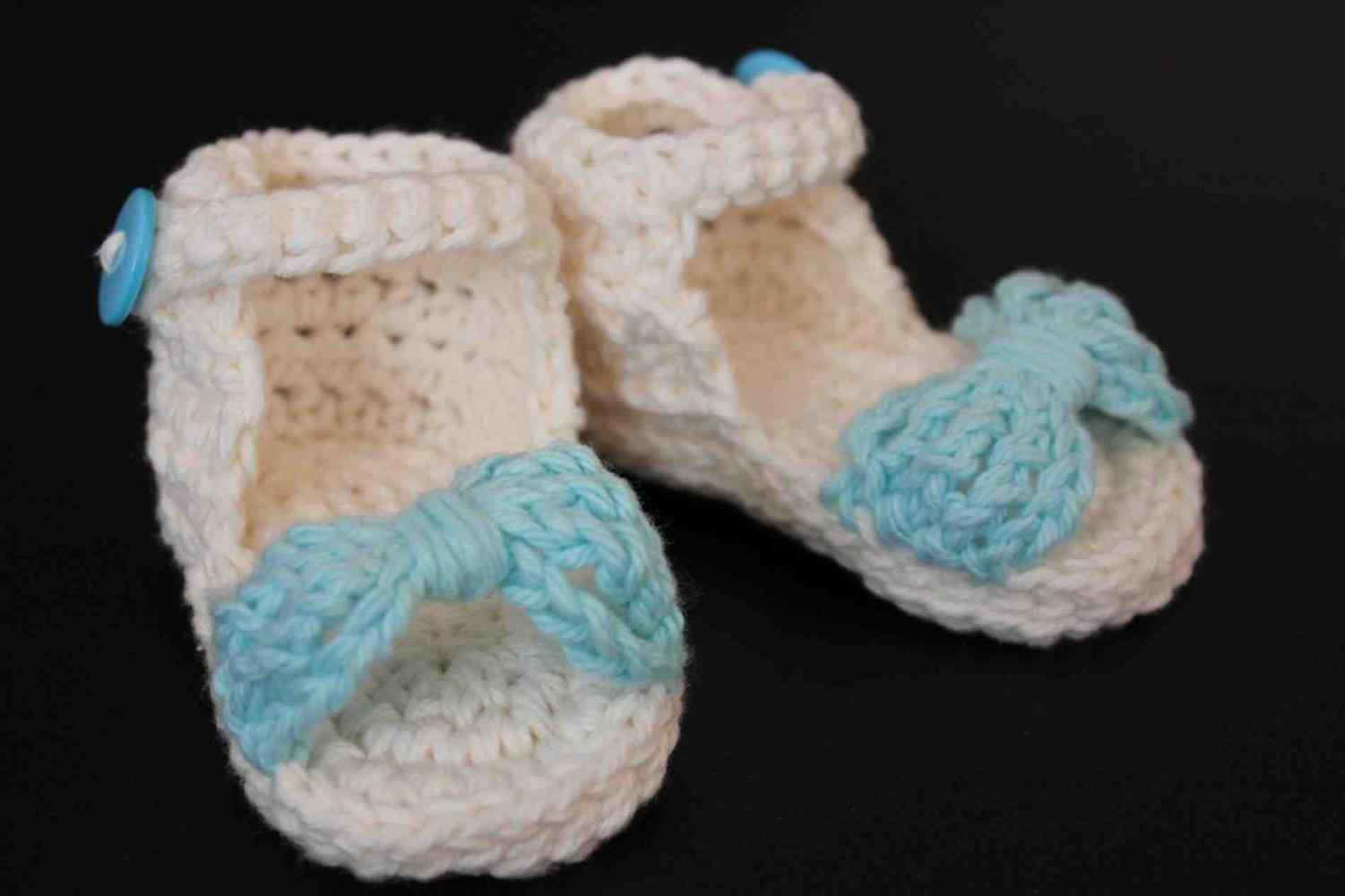 Free Pattern For Baby Sandals To Crochet How To Crochet Ba Sandals For Beginners Inspb