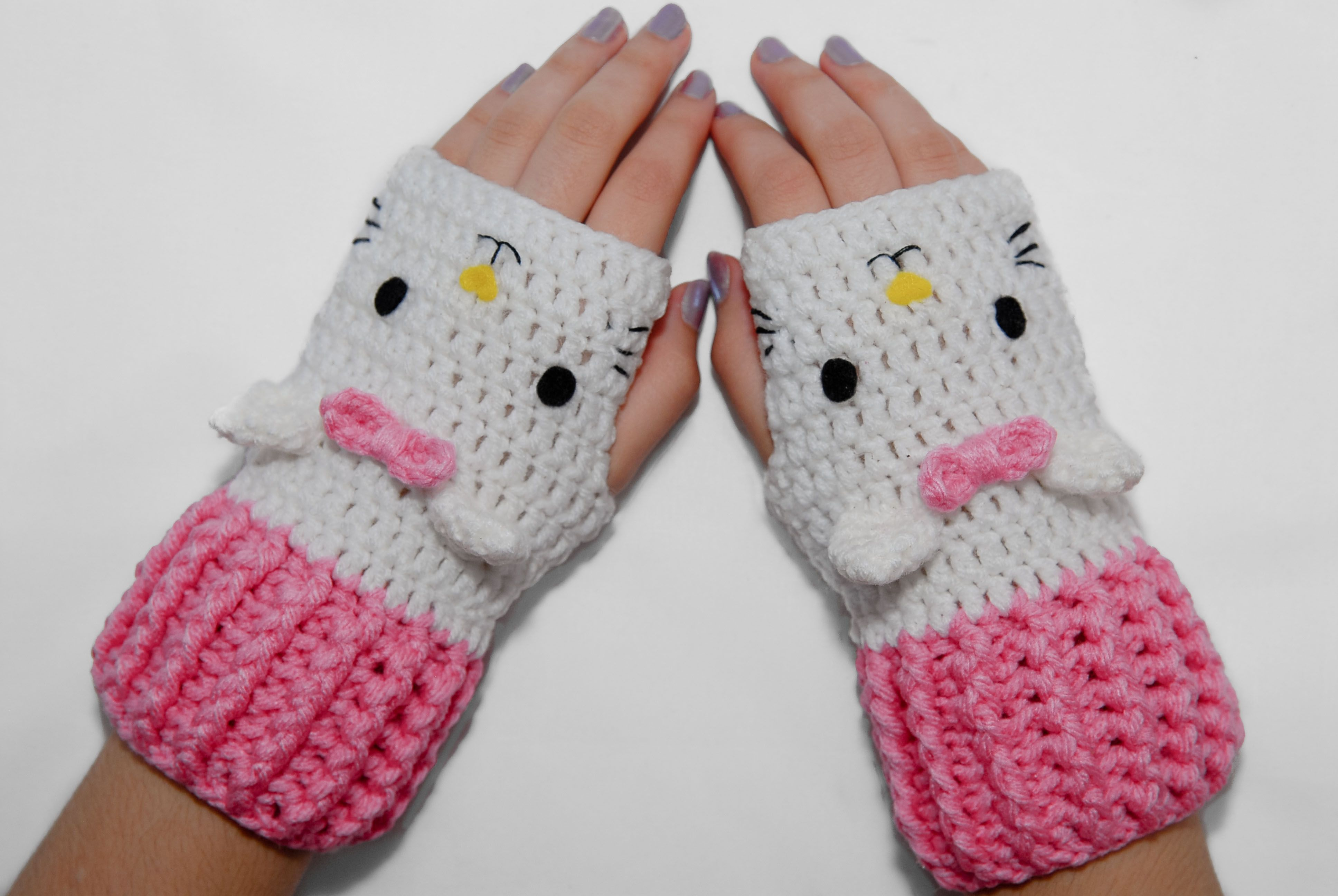 Hello Kitty Fingerless Gloves Crochet Pattern Hello Kitty Fingerless Gloves Crochet Gloves For Megan Ideas