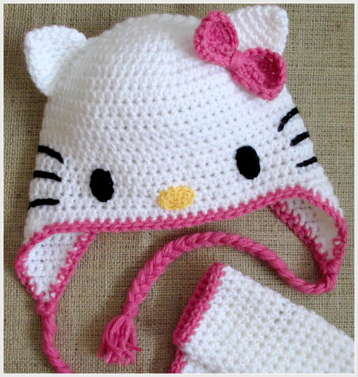 Hello Kitty Fingerless Gloves Crochet Pattern Hoffee And A Nuffin Hello Kitty Cat Ears Tutorial