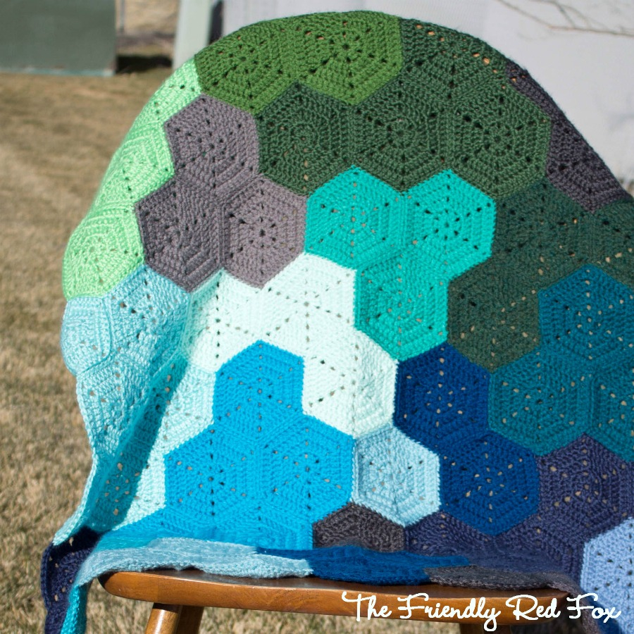 Hexagon Crochet Pattern Crochet Hexagon Blanket Pattern And Tutorial Thefriendlyredfox