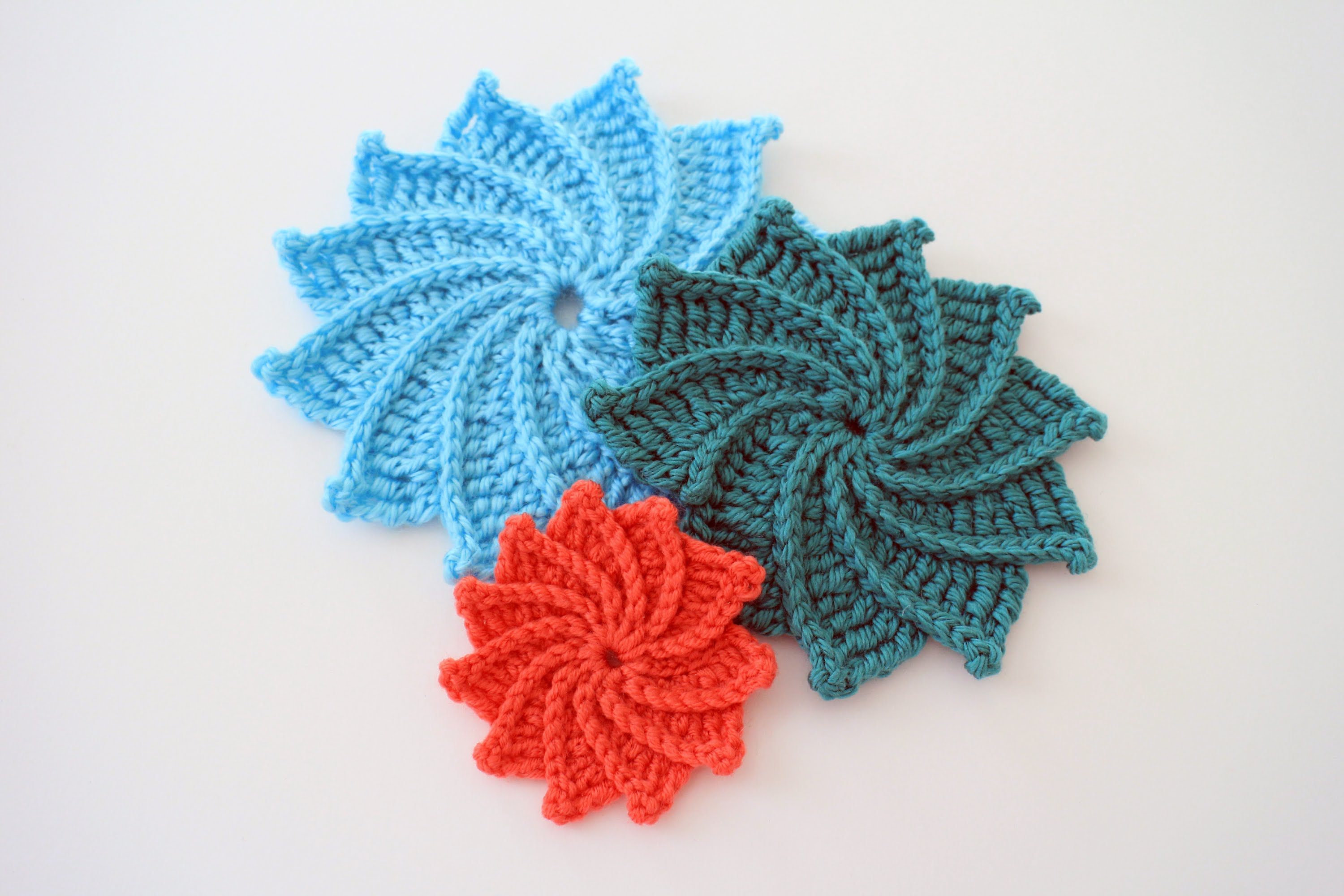 Hooked On Crochet Free Patterns How To Crochet The Spiral Crochet Flower Video Tutorial And Written