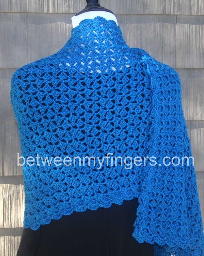 Shawl Crochet Pattern Hug For Janice Shawl Free Crochet Pattern Between My Fingers