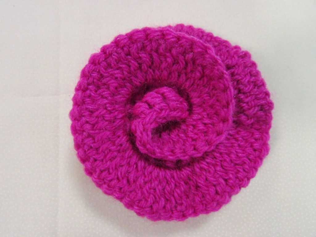 Simple Crochet Rose Pattern How To Crochet A Rose 32 Free Patterns Guide Patterns