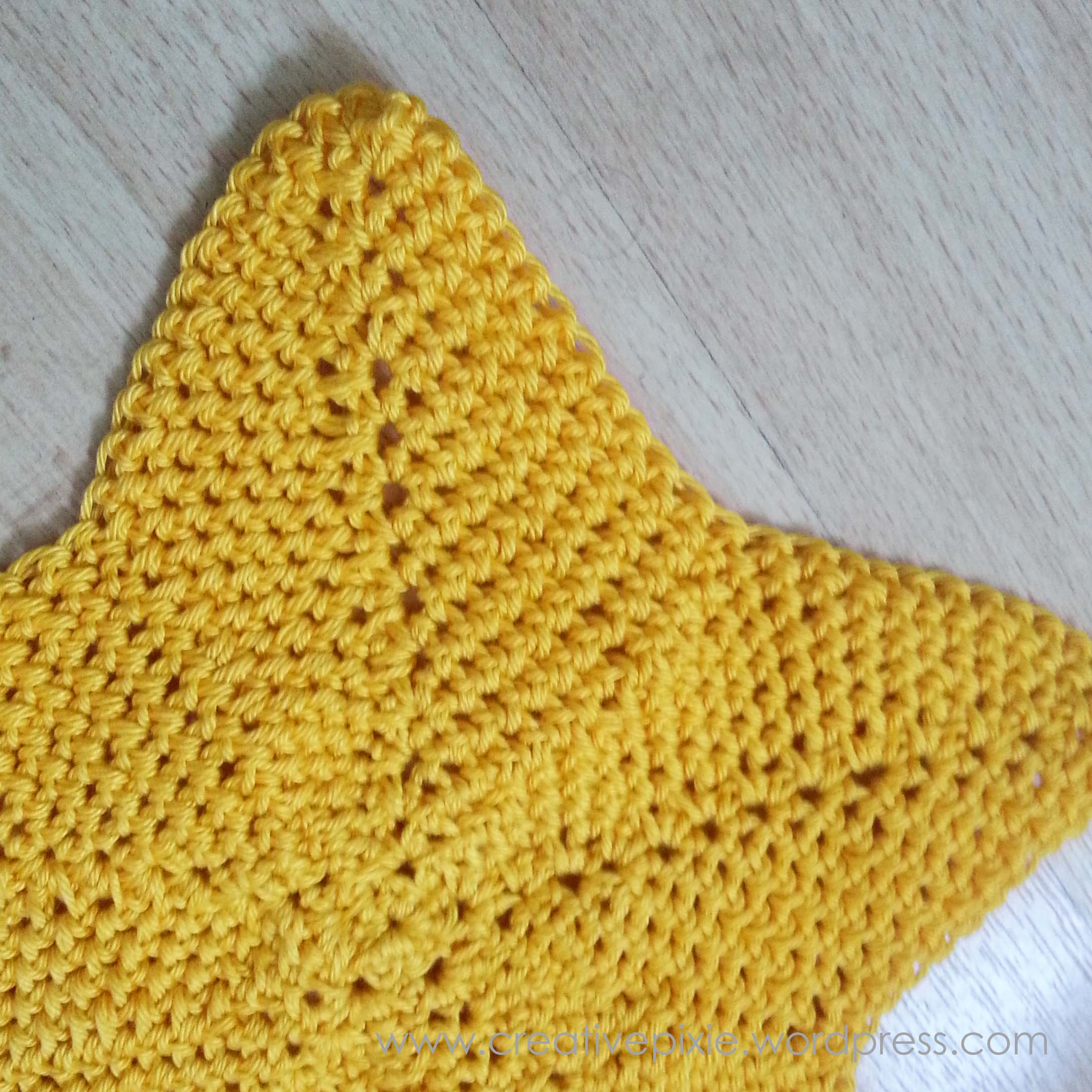 Star Crochet Pattern A Crochet Star Washcloth Pattern The Creative Pixie